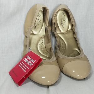 Size 9 Ballet Flats Nude Scrunch Dexflex Comfort